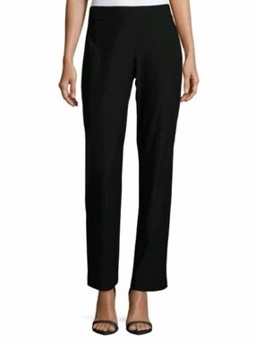 Eileen‎ Fisher Slim Bootcut Pant in Black.
